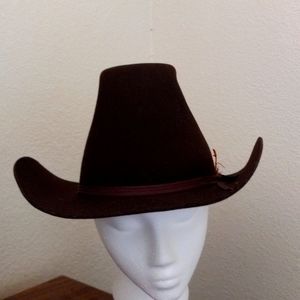 Keystone Deluxe Western hat 71/8 Brown 85% wool 10% fur fibers unisex.